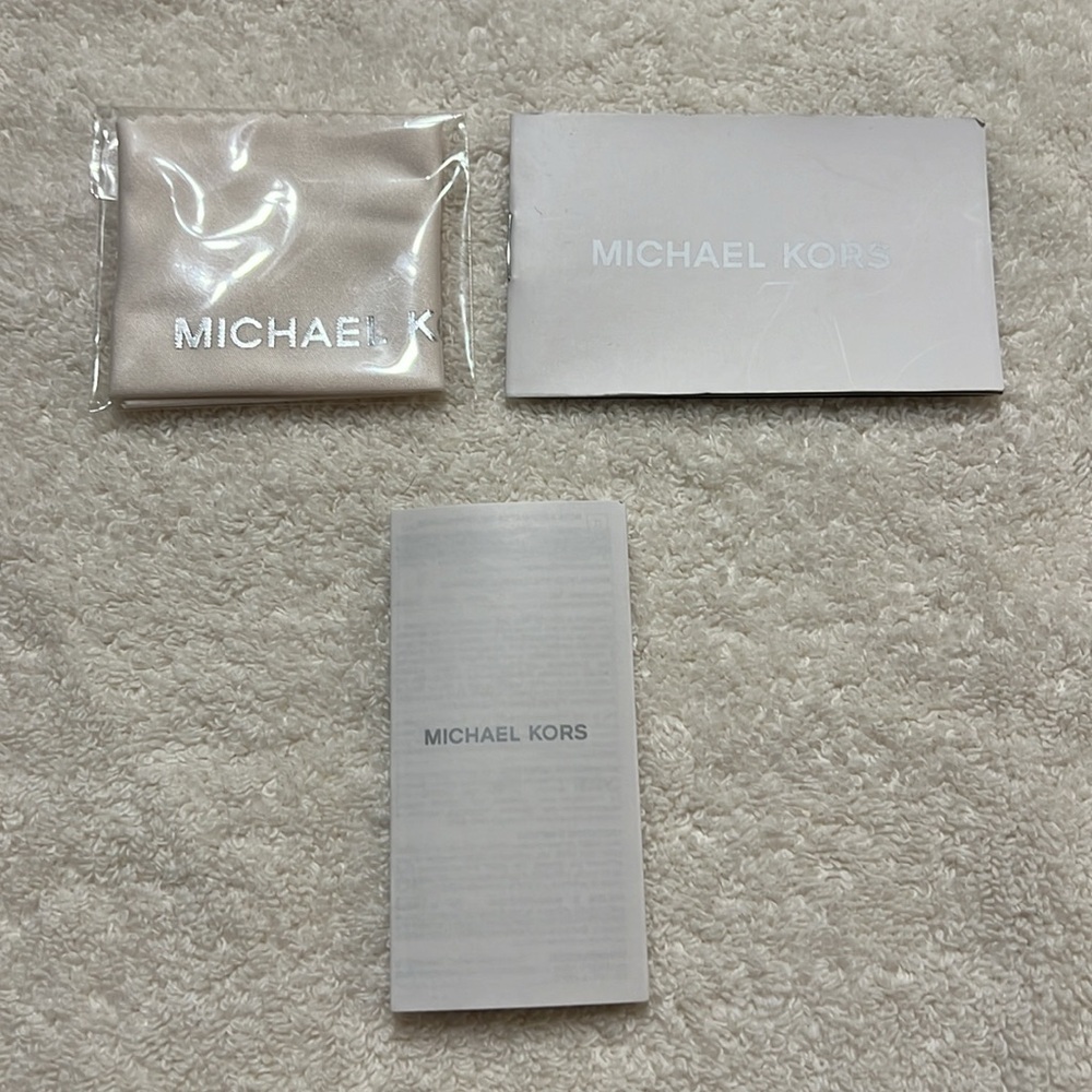 Michael Kors Authentic Avellino MK 2169 Sunglasses 39056F - Picture 5 of 5